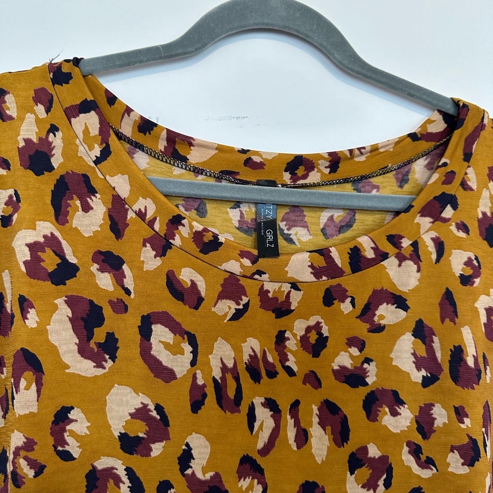 Leopard Shirt - Picture 4 of 5